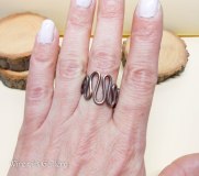 Minimalist simple wire rings / hammered oxidized forged antiqued copper Wire / boho hippie fantasy / minimal unusual contemporary