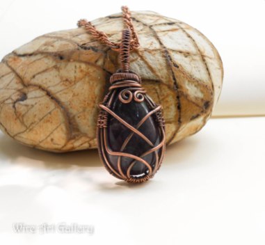 Wire wrapped oxidized copper pendant / Amethyst