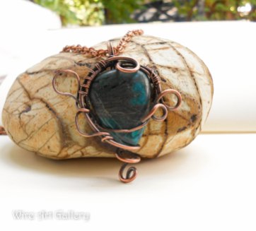 Wire wrapped oxidized copper pendant / Chrysocolla